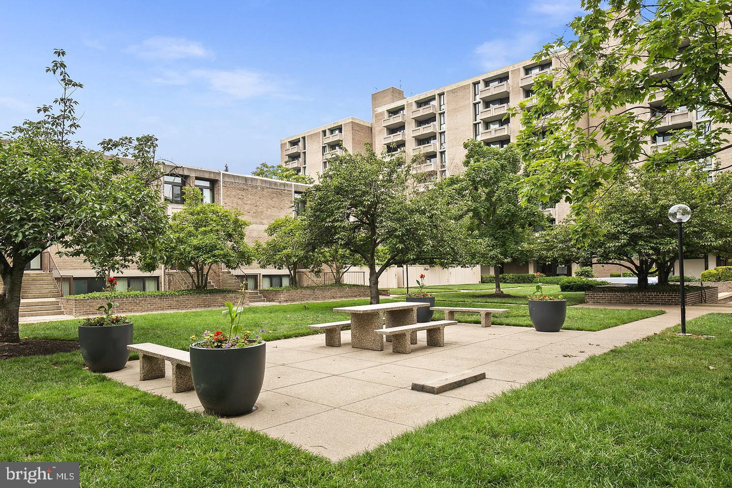 363 N STREET SW 363