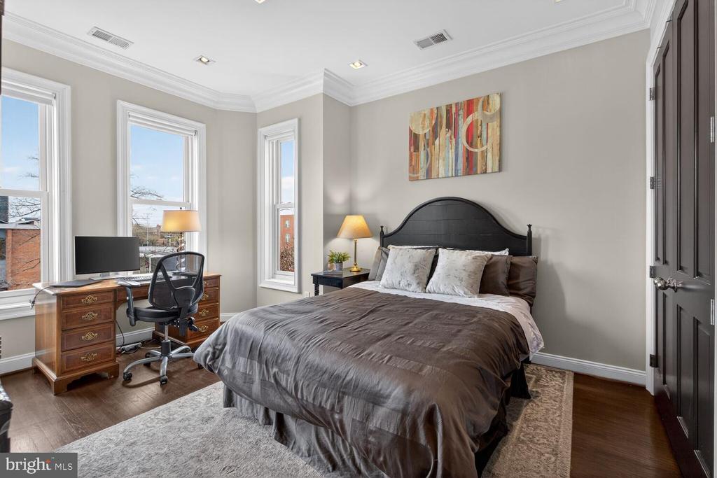 1740 13TH STREET NW