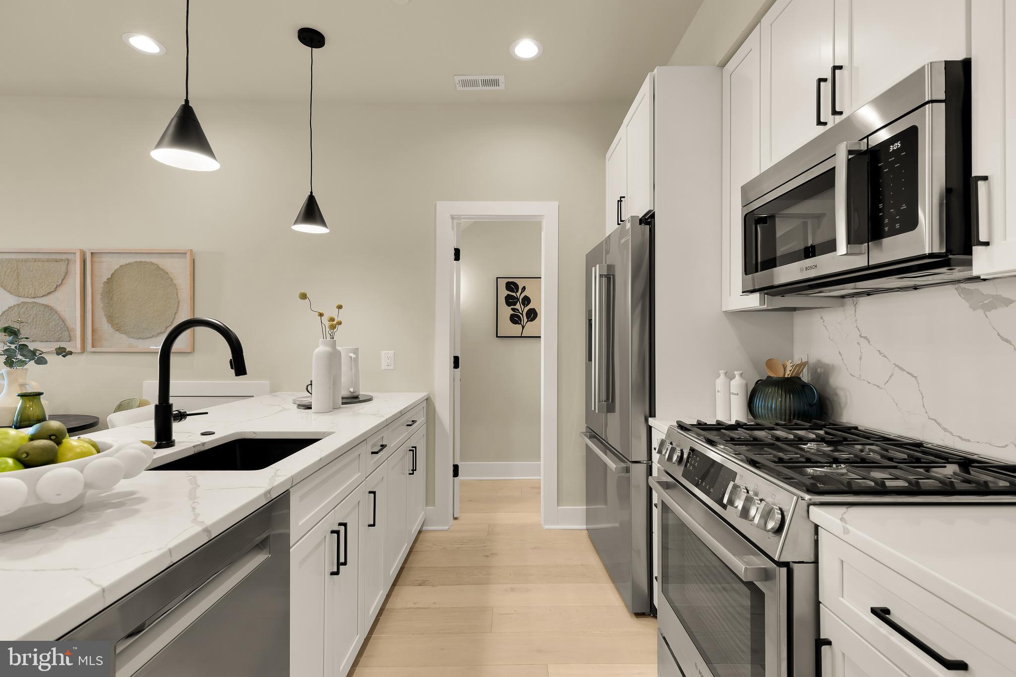 422 WARNER STREET NW 2