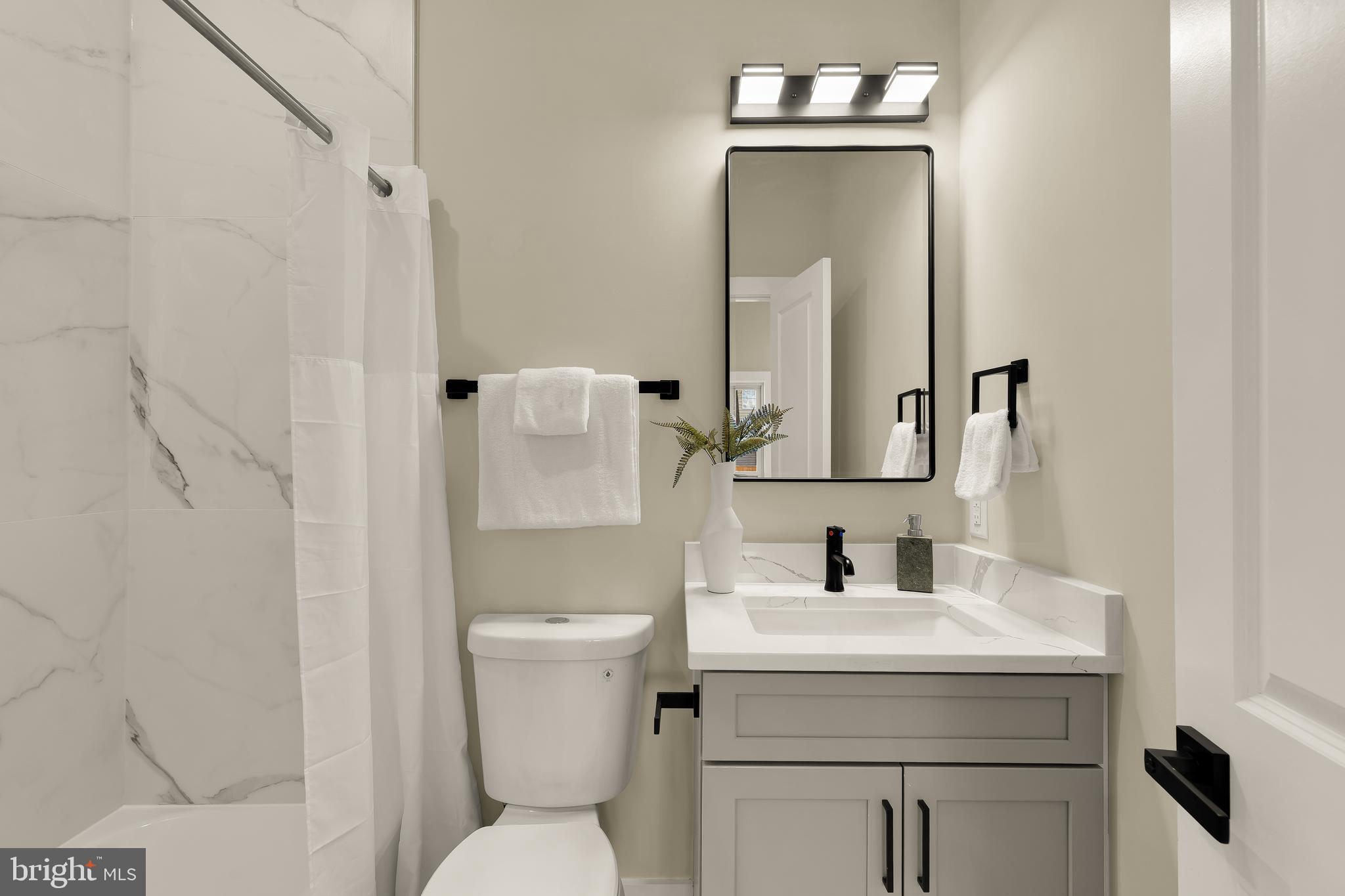 422 WARNER STREET NW 2