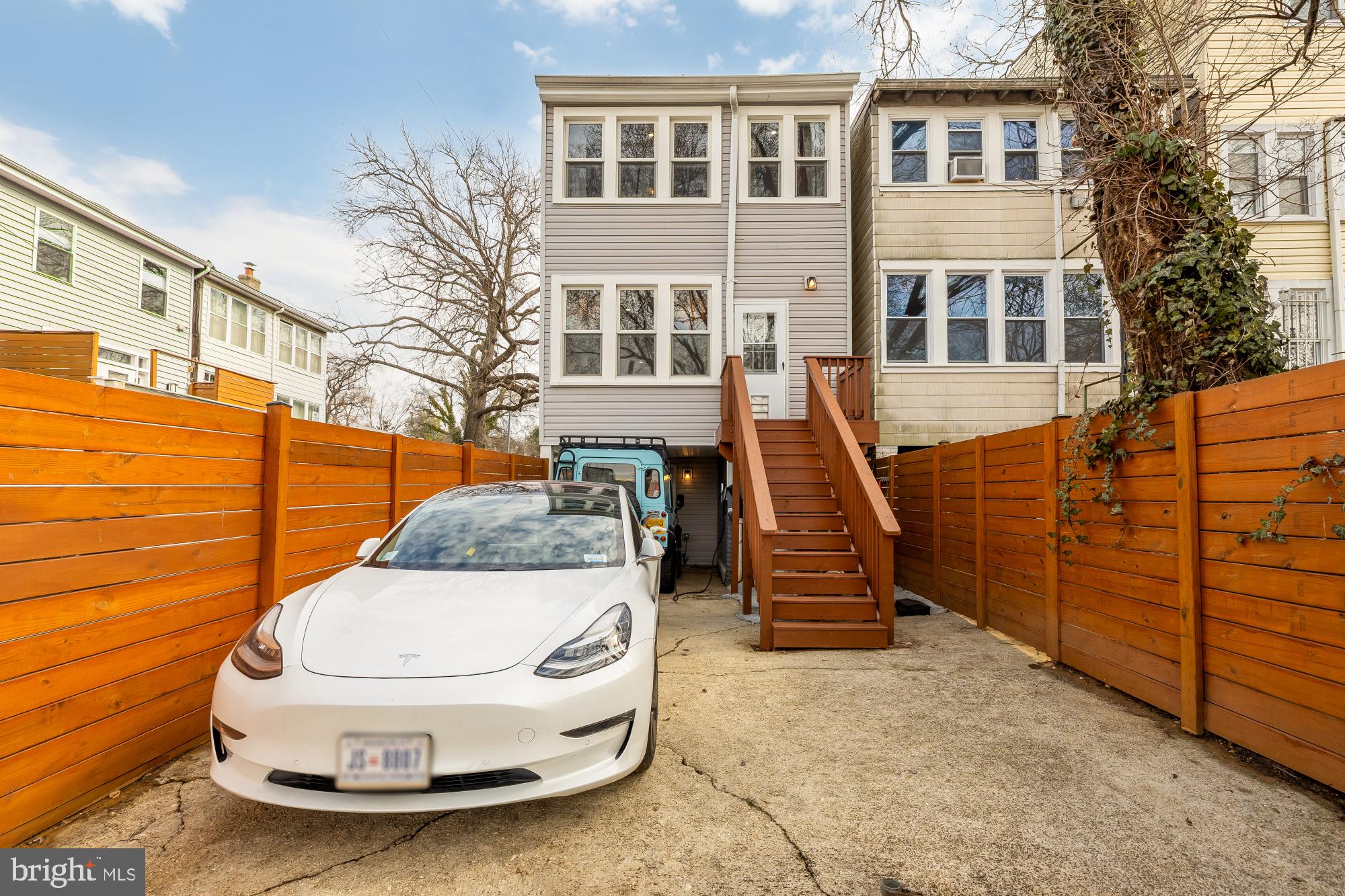 2124 NORTH CAPITOL STREET NW