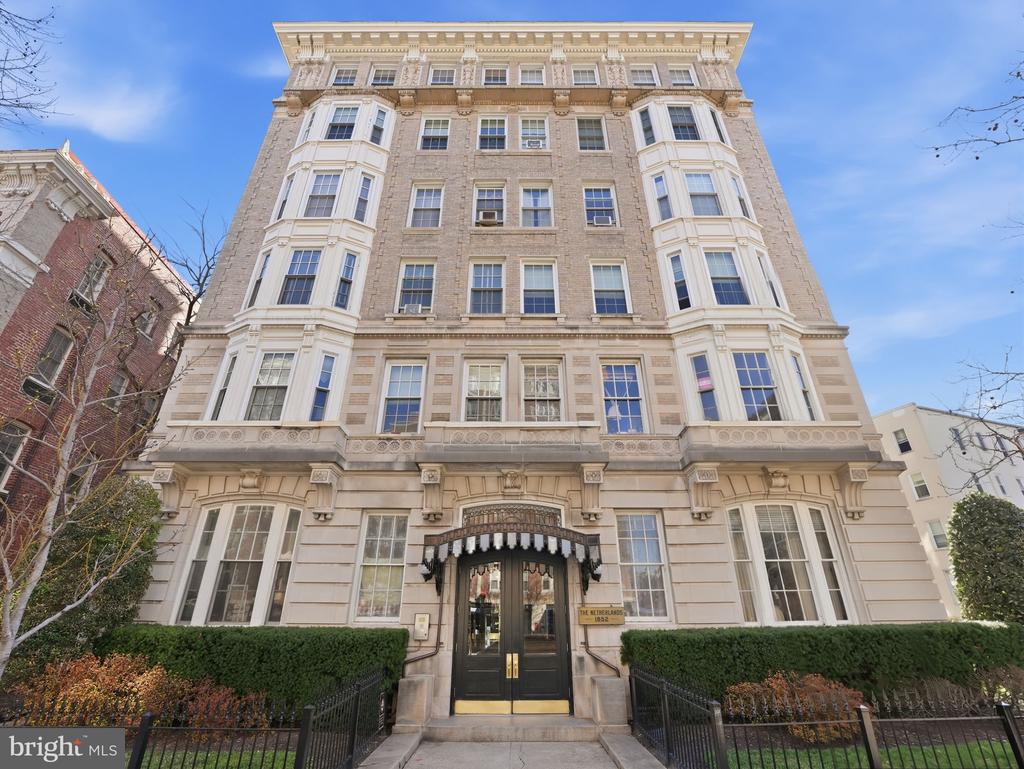 1852 COLUMBIA ROAD NW 603