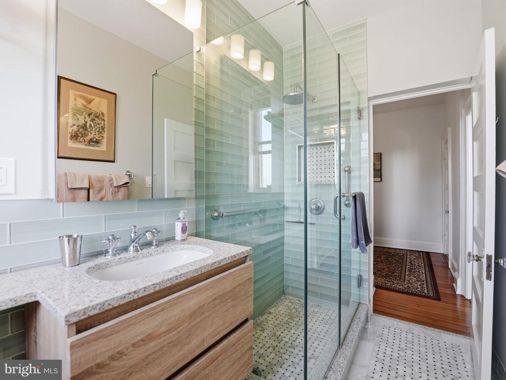 1852 COLUMBIA ROAD NW 603