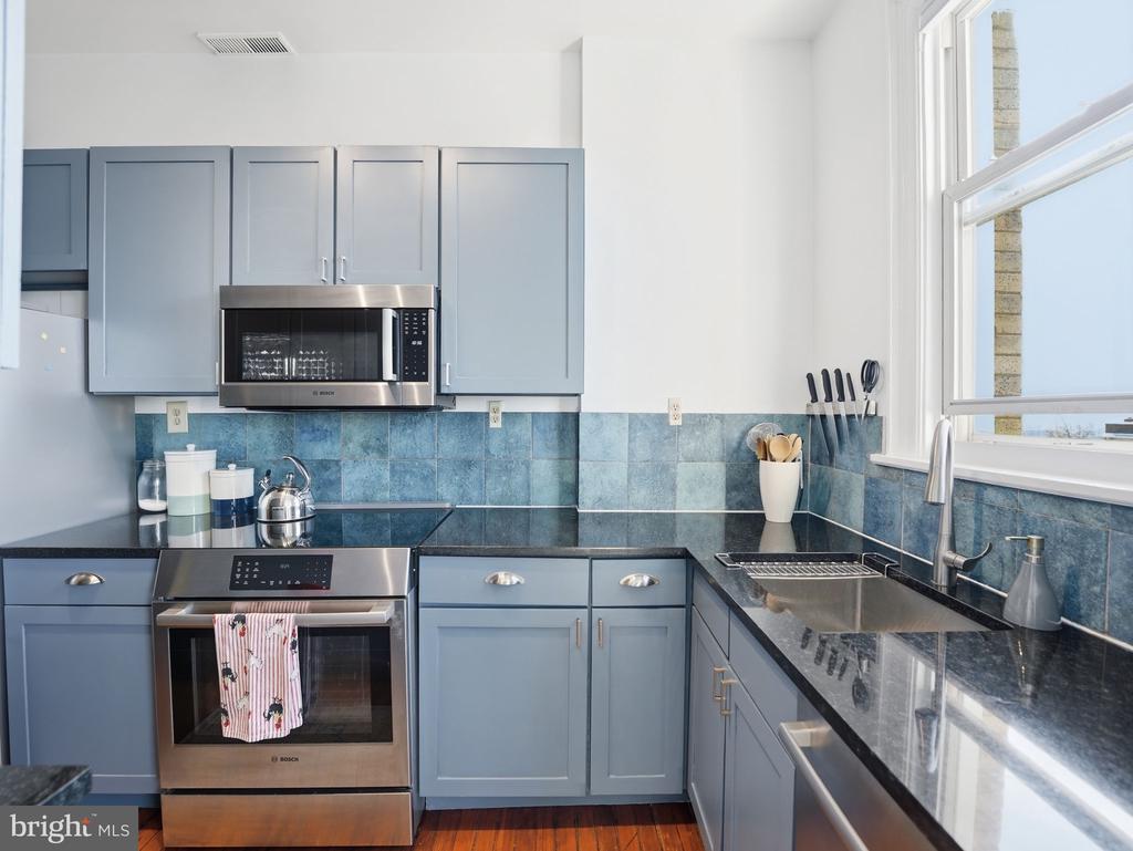 1852 COLUMBIA ROAD NW 603