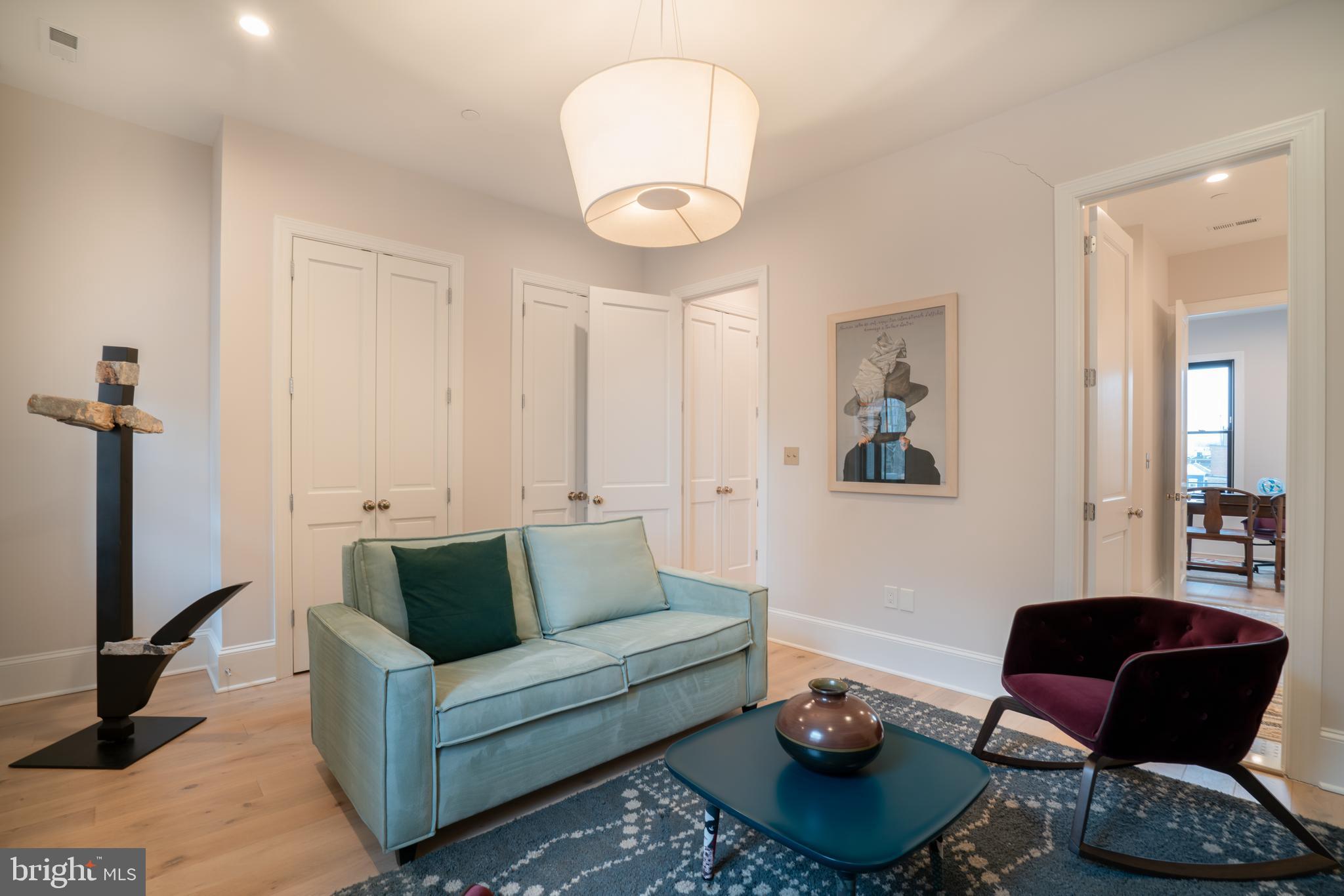 911 M STREET NW