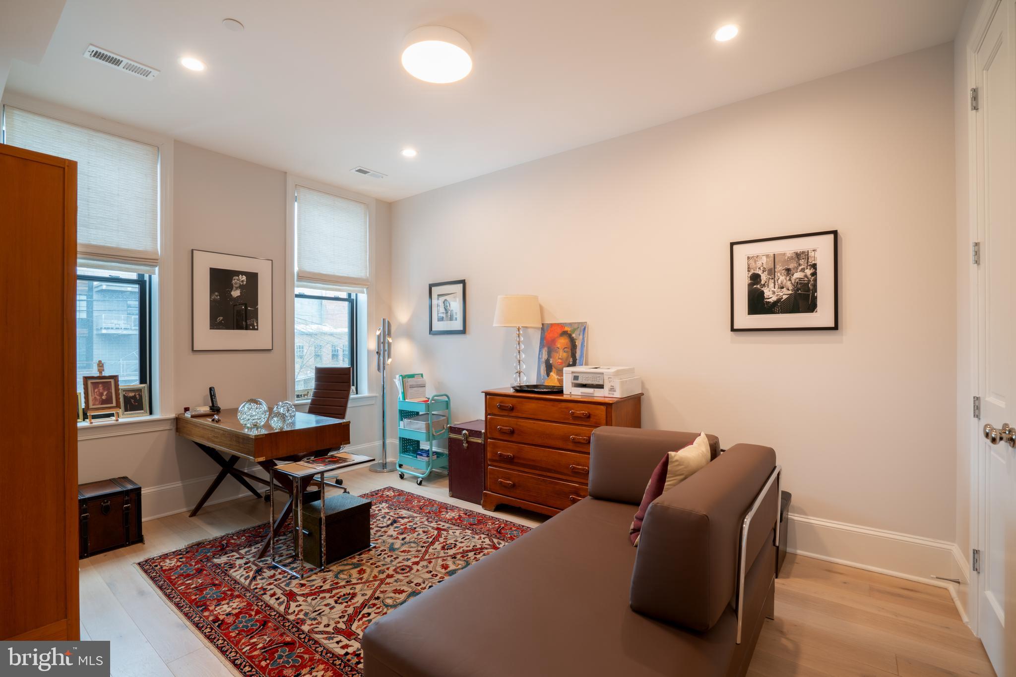911 M STREET NW