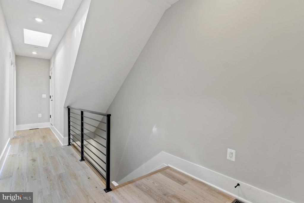 1640 4TH STREET NW 2