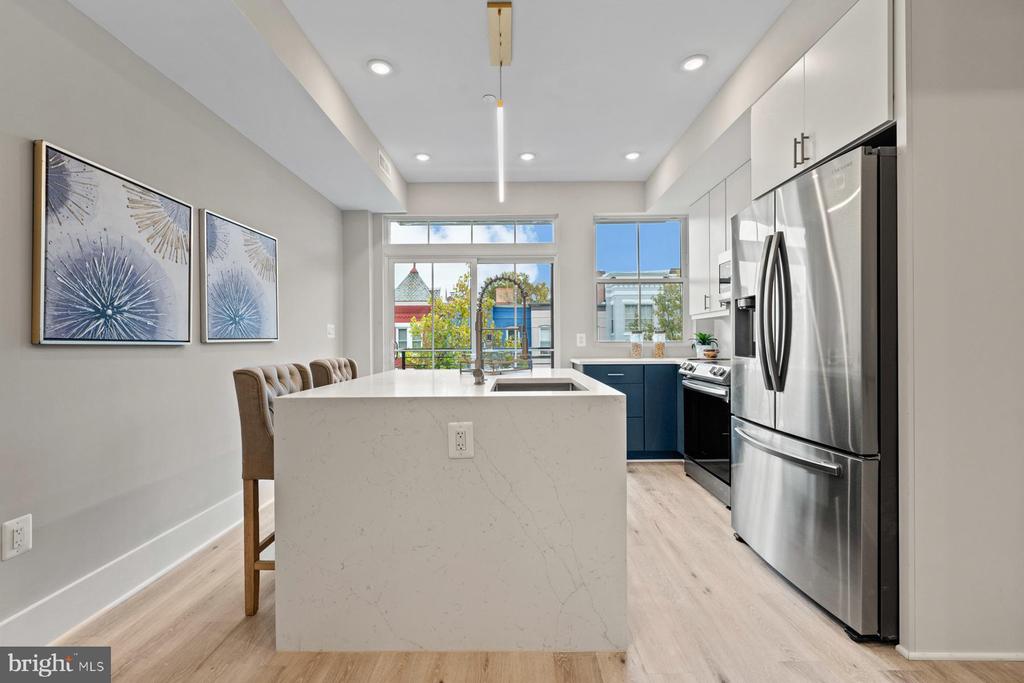 1640 4TH STREET NW 2
