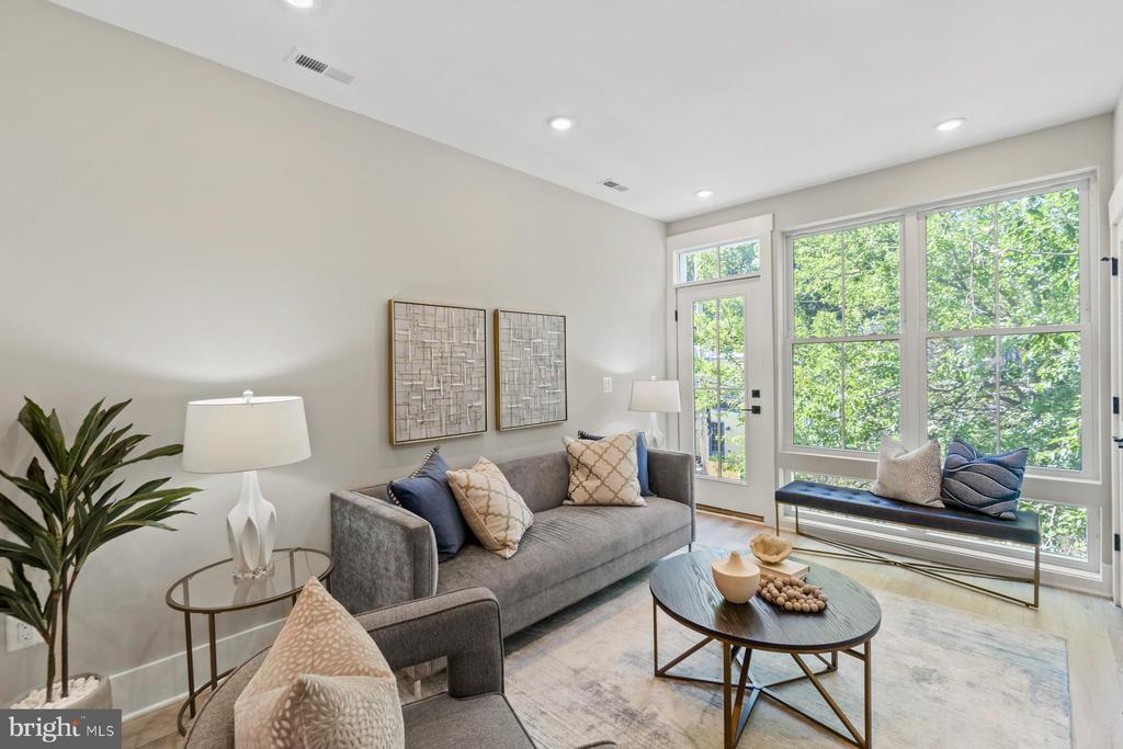 1640 4TH STREET NW 2