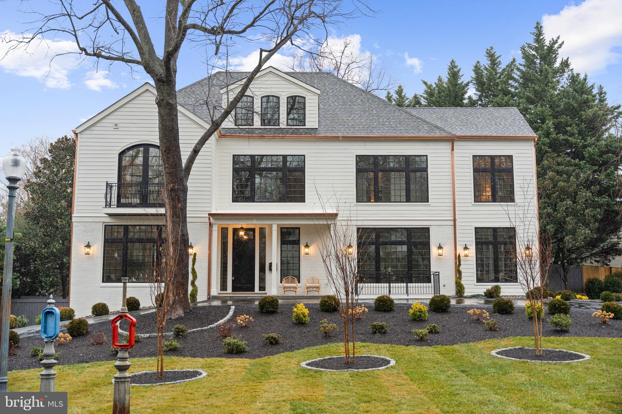 5125 UPTON STREET NW