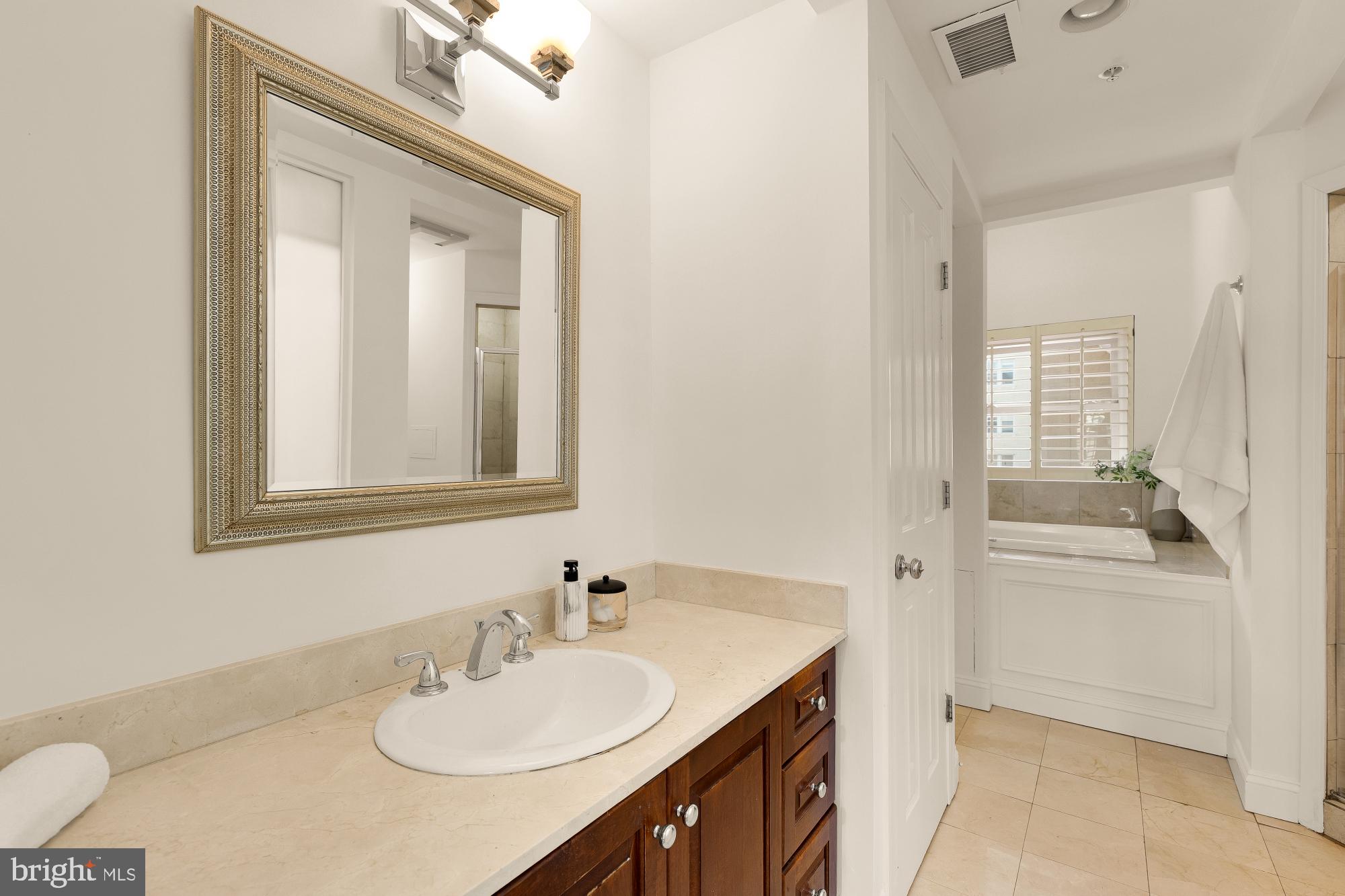 1704 16TH STREET NW 5