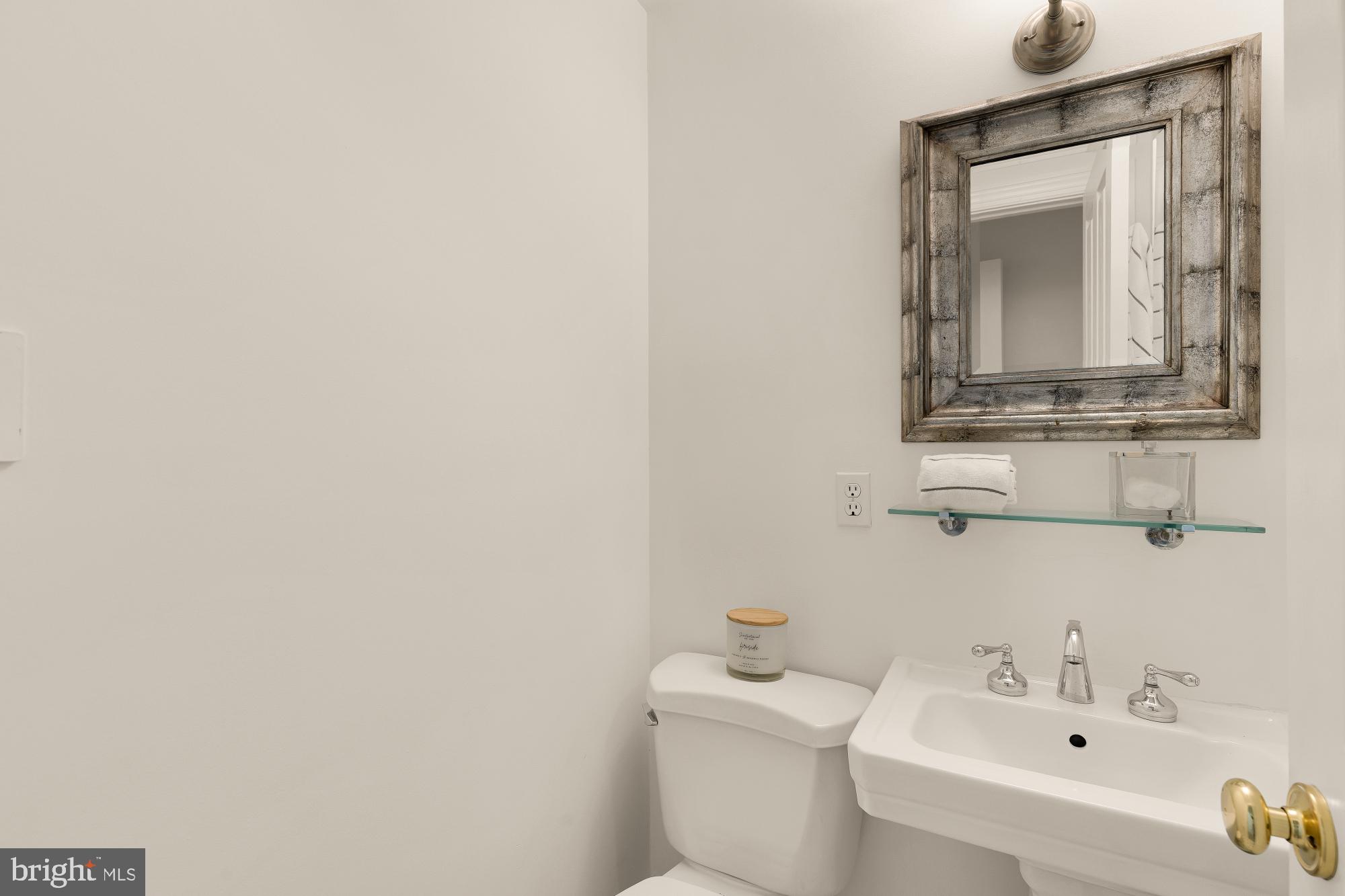 1704 16TH STREET NW 5