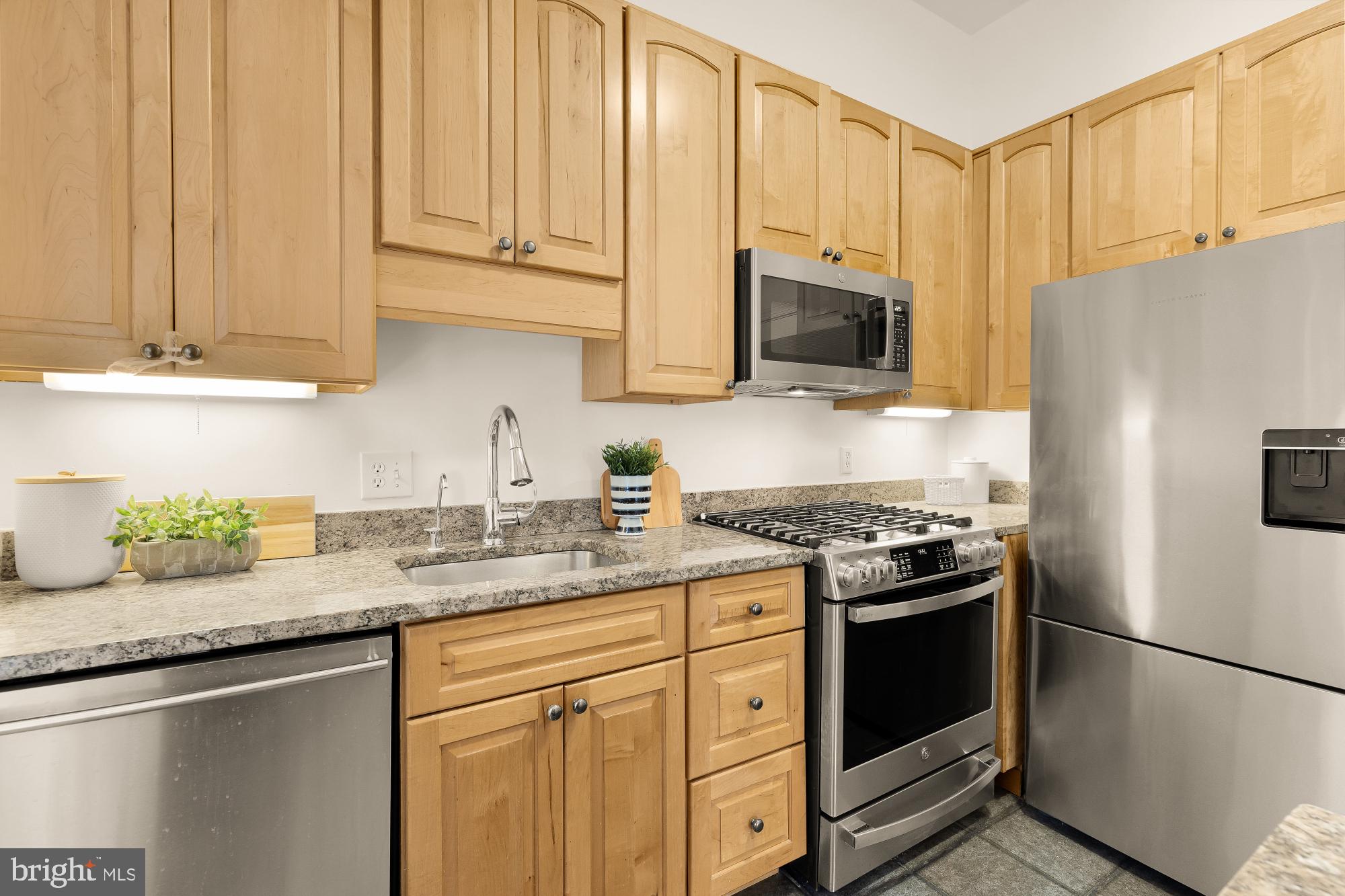 1704 16TH STREET NW 5