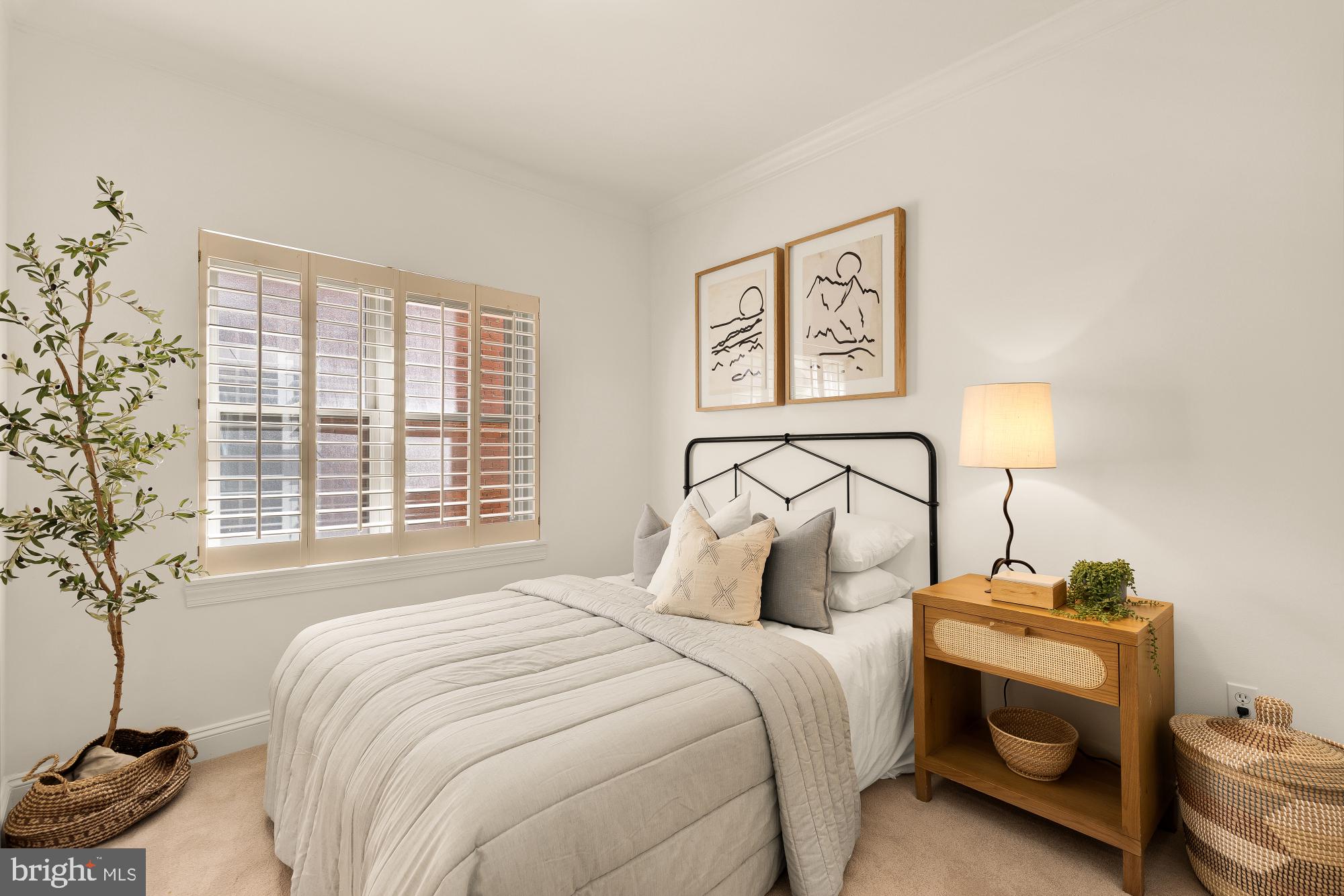 1704 16TH STREET NW 5