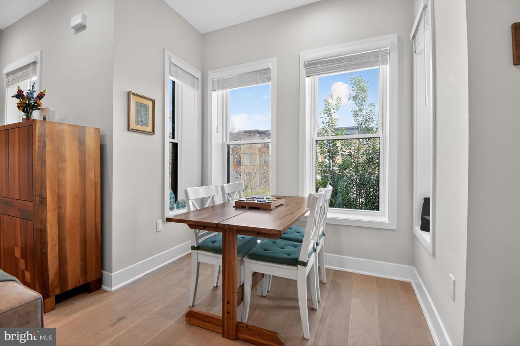 2210 1ST STREET NW Unit: 2
