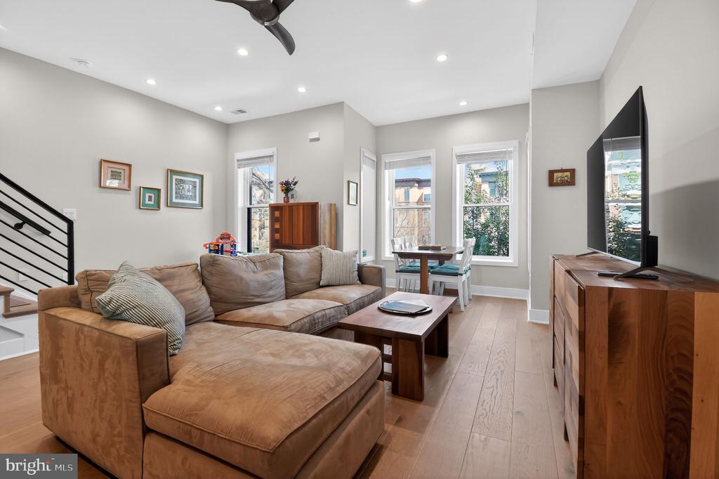 2210 1ST STREET NW Unit: 2