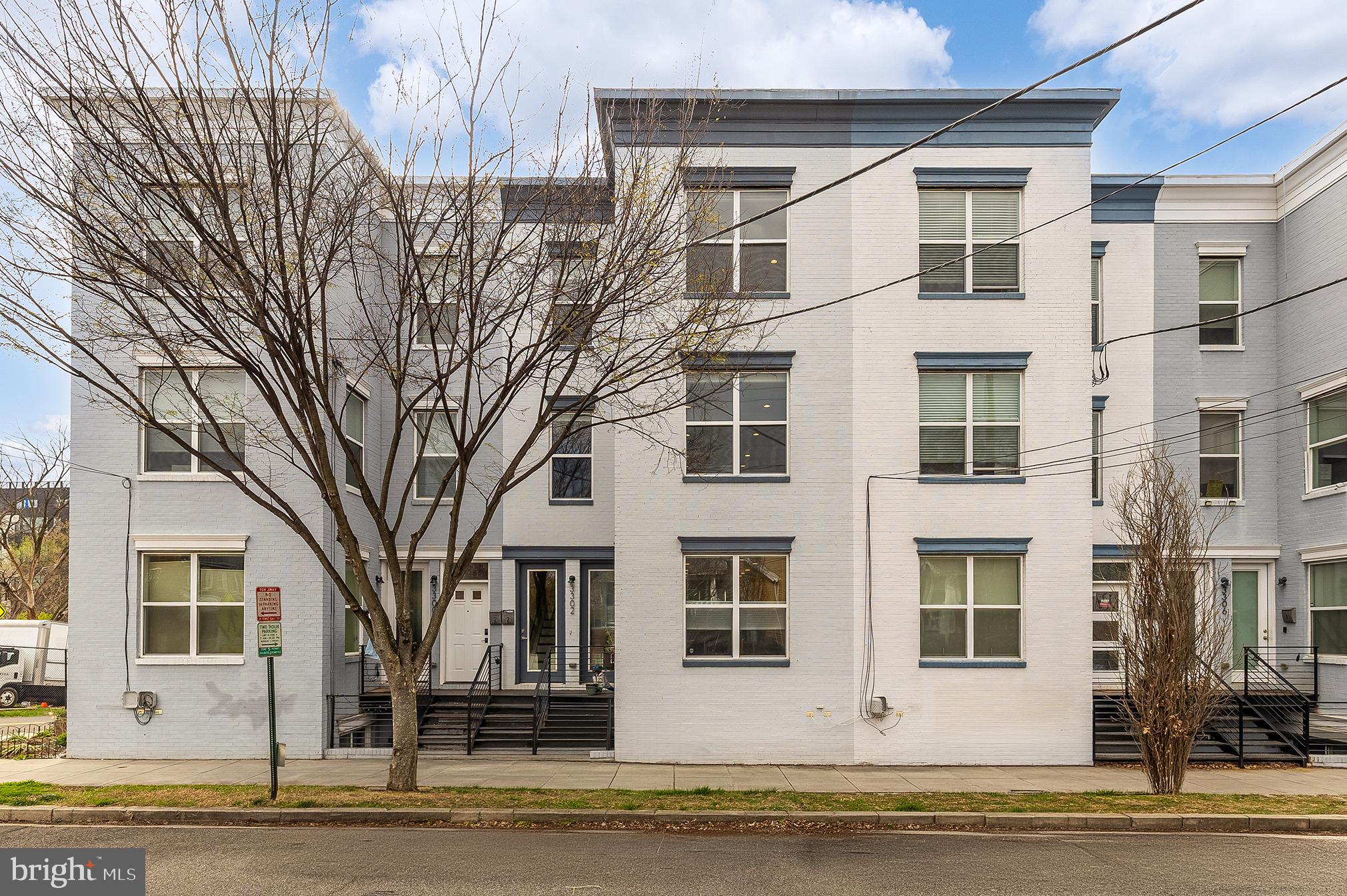 3302 9TH STREET NE 2