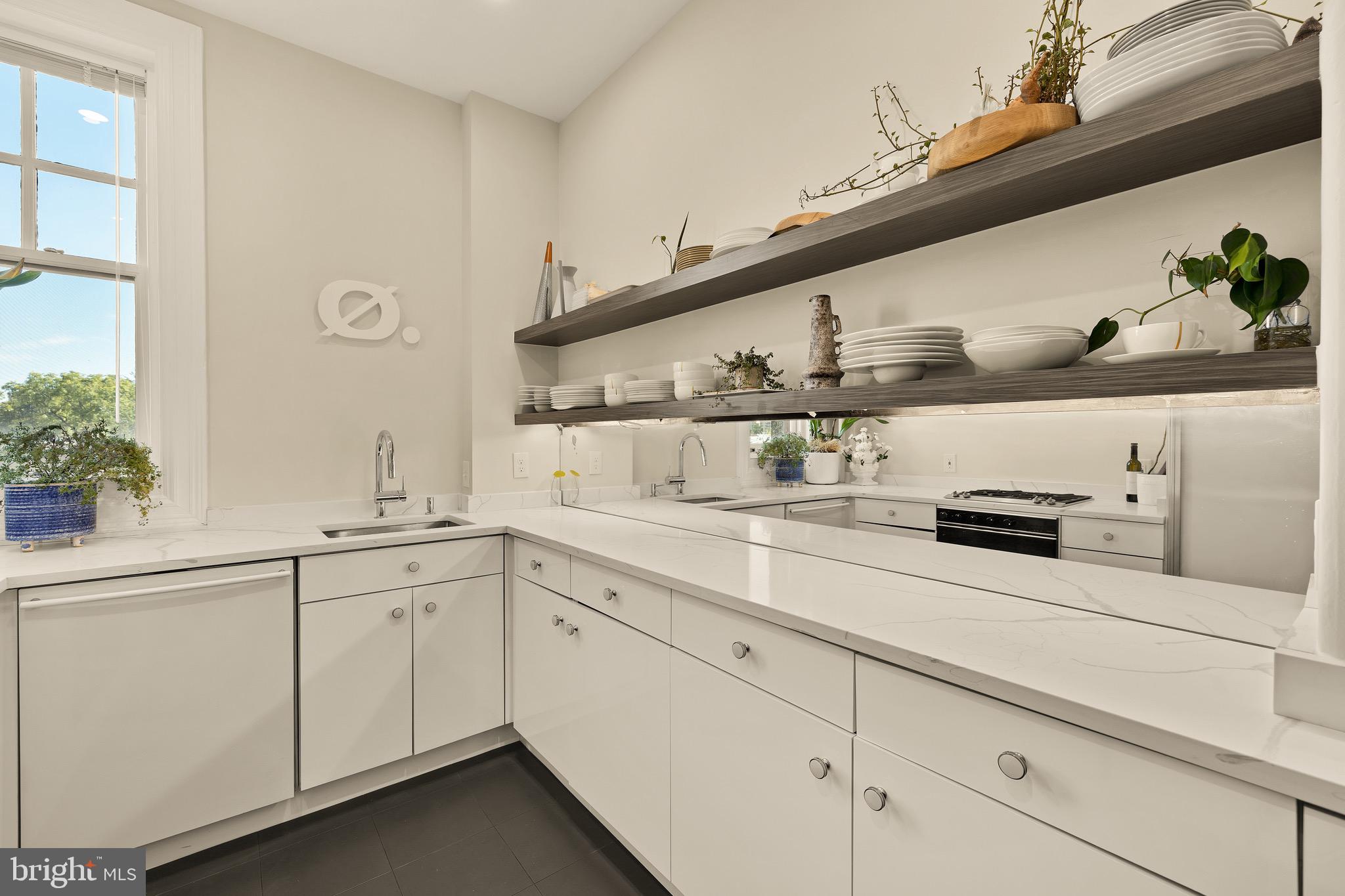 2853 ONTARIO ROAD NW 423