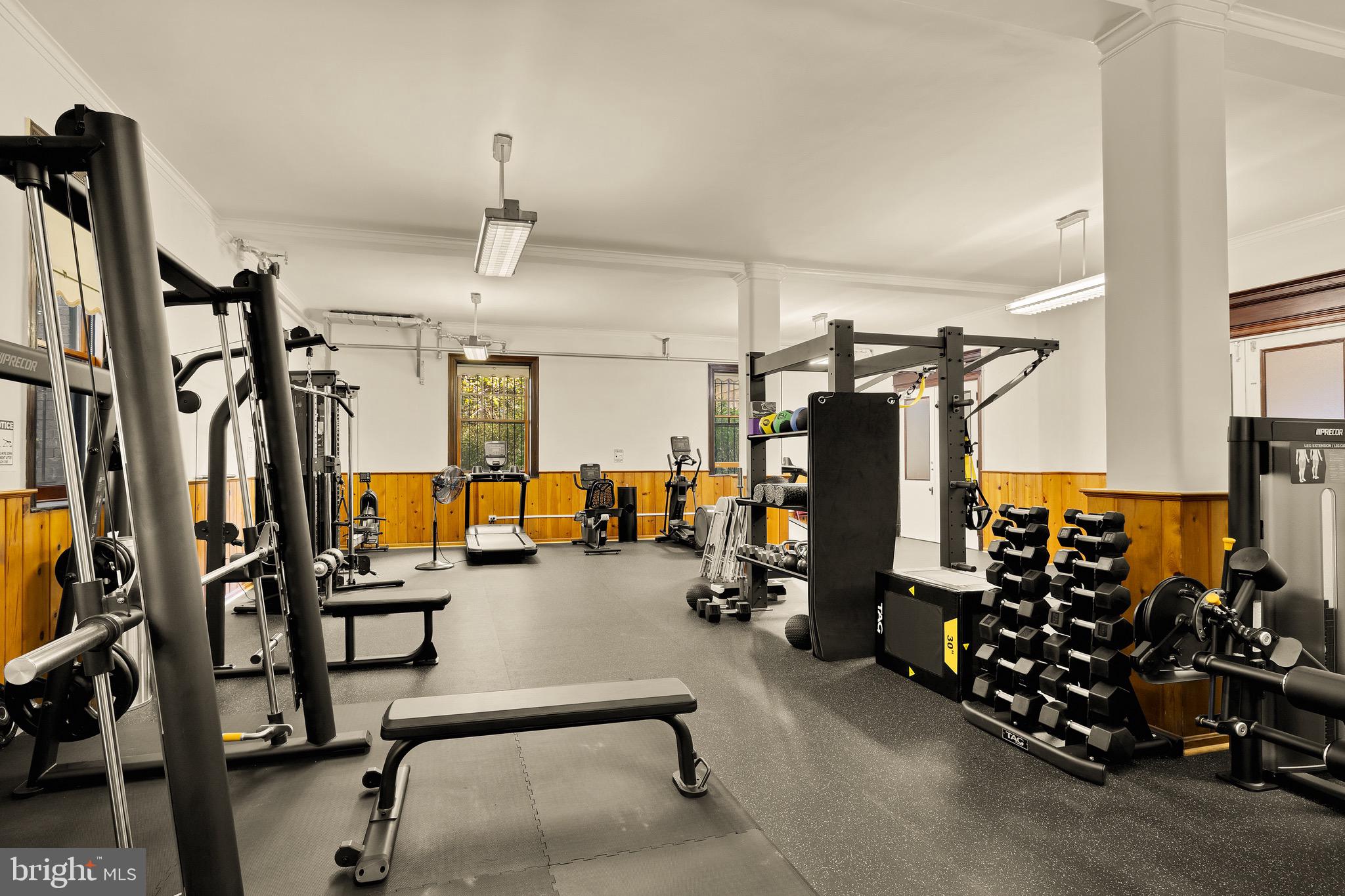 2853 ONTARIO ROAD NW 423