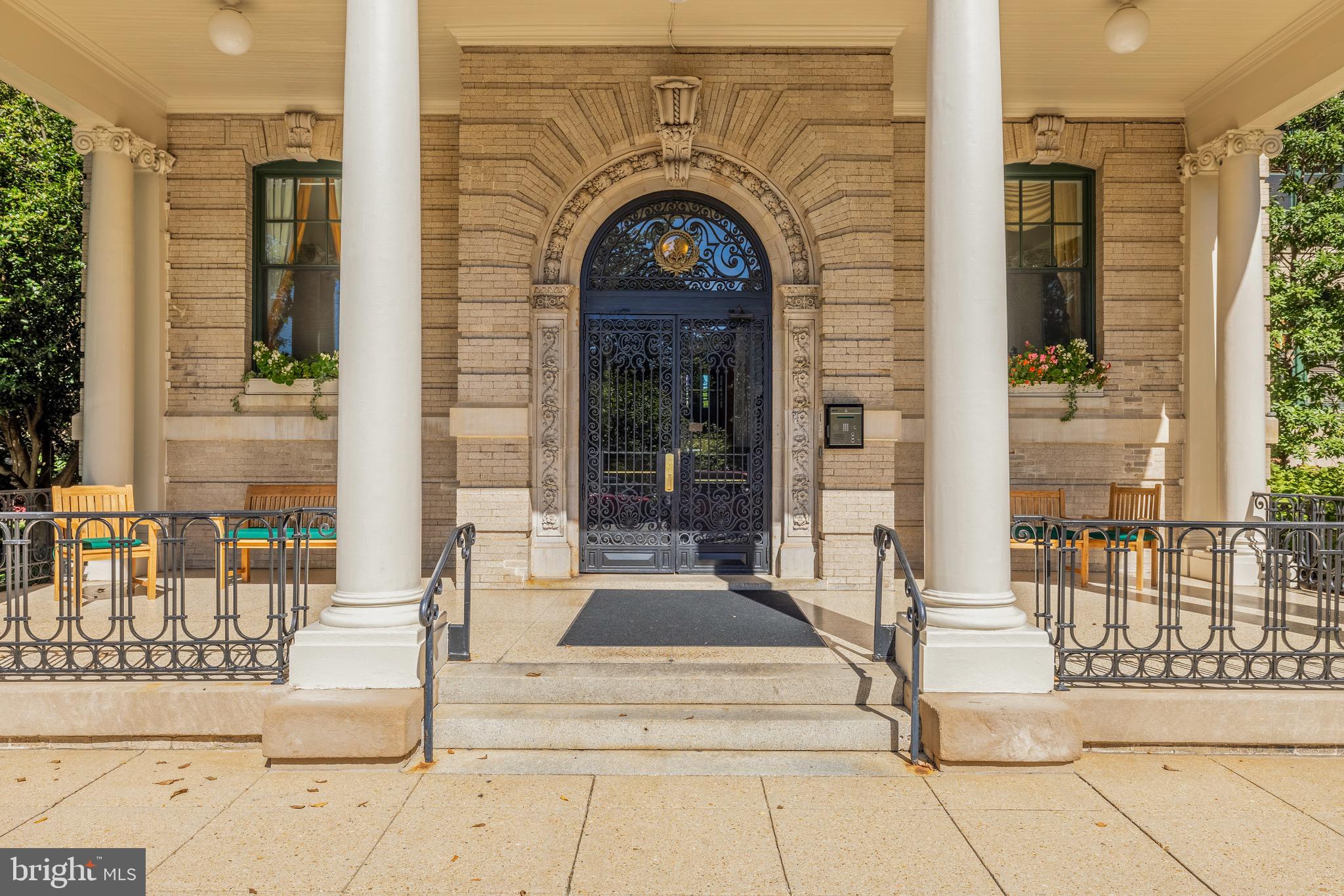 2853 ONTARIO ROAD NW 423