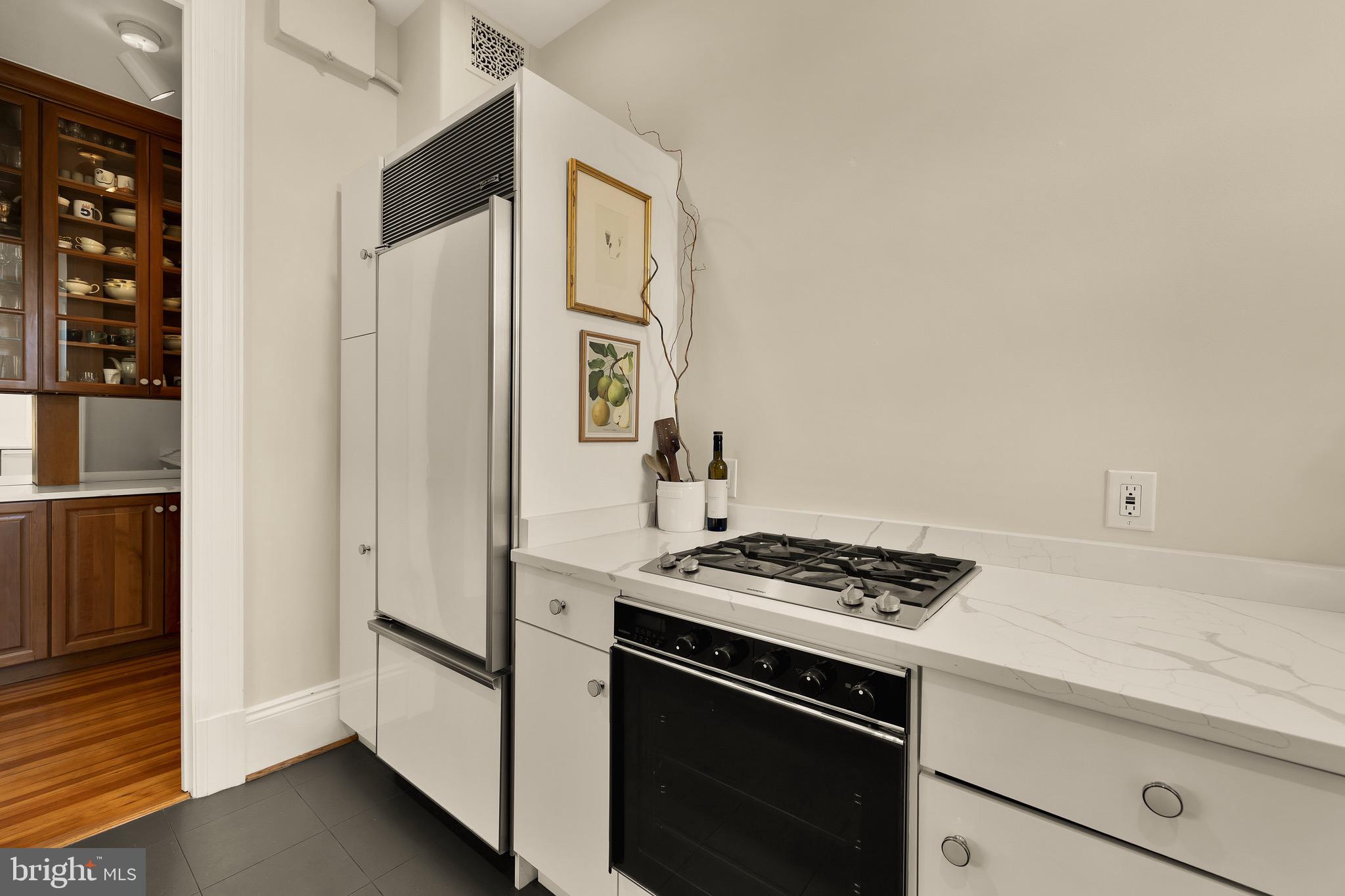 2853 ONTARIO ROAD NW 423