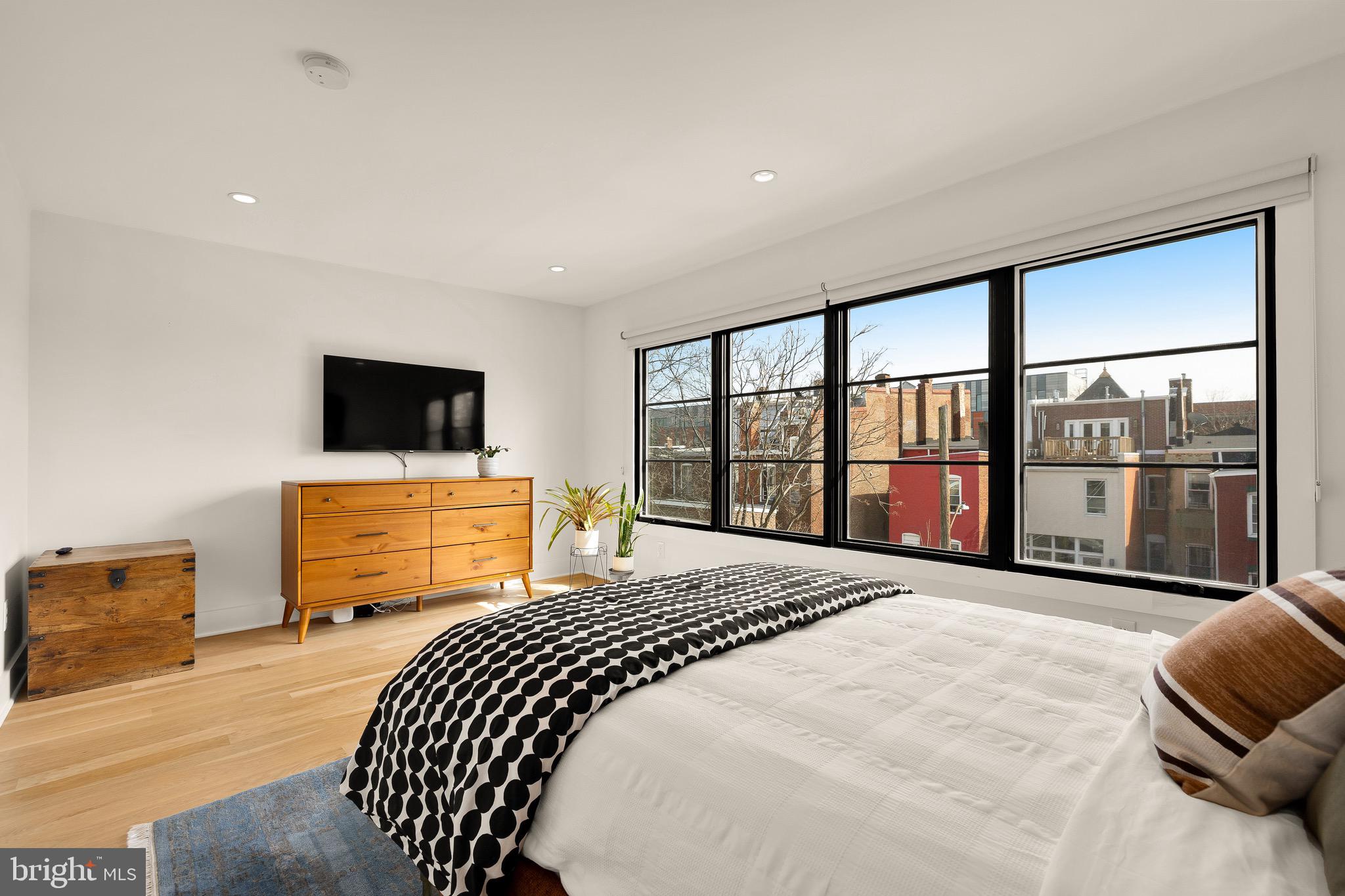 930 FRENCH STREET NW 2