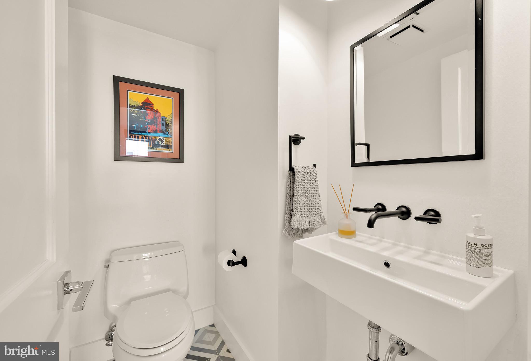 930 FRENCH STREET NW 2