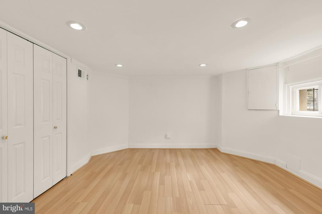 43 T STREET NW