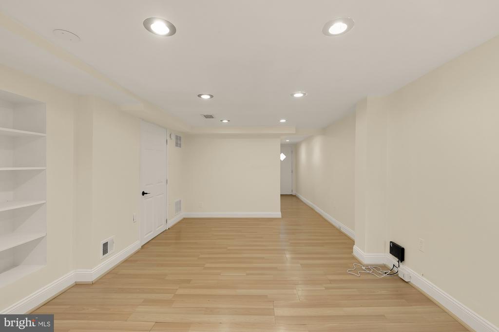 43 T STREET NW