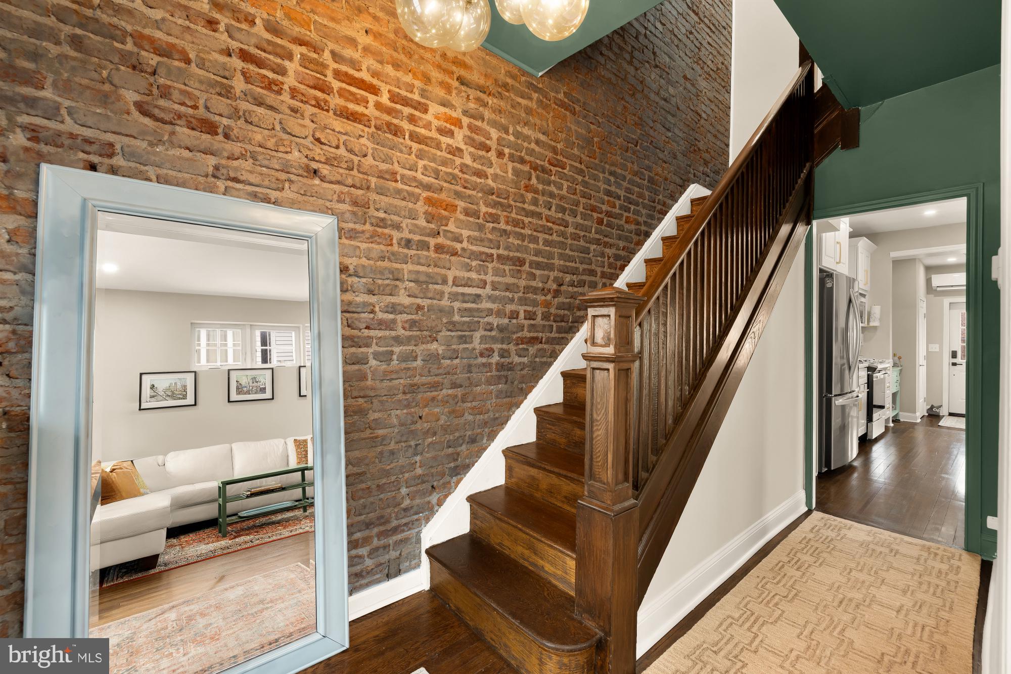 2124 NORTH CAPITOL NW