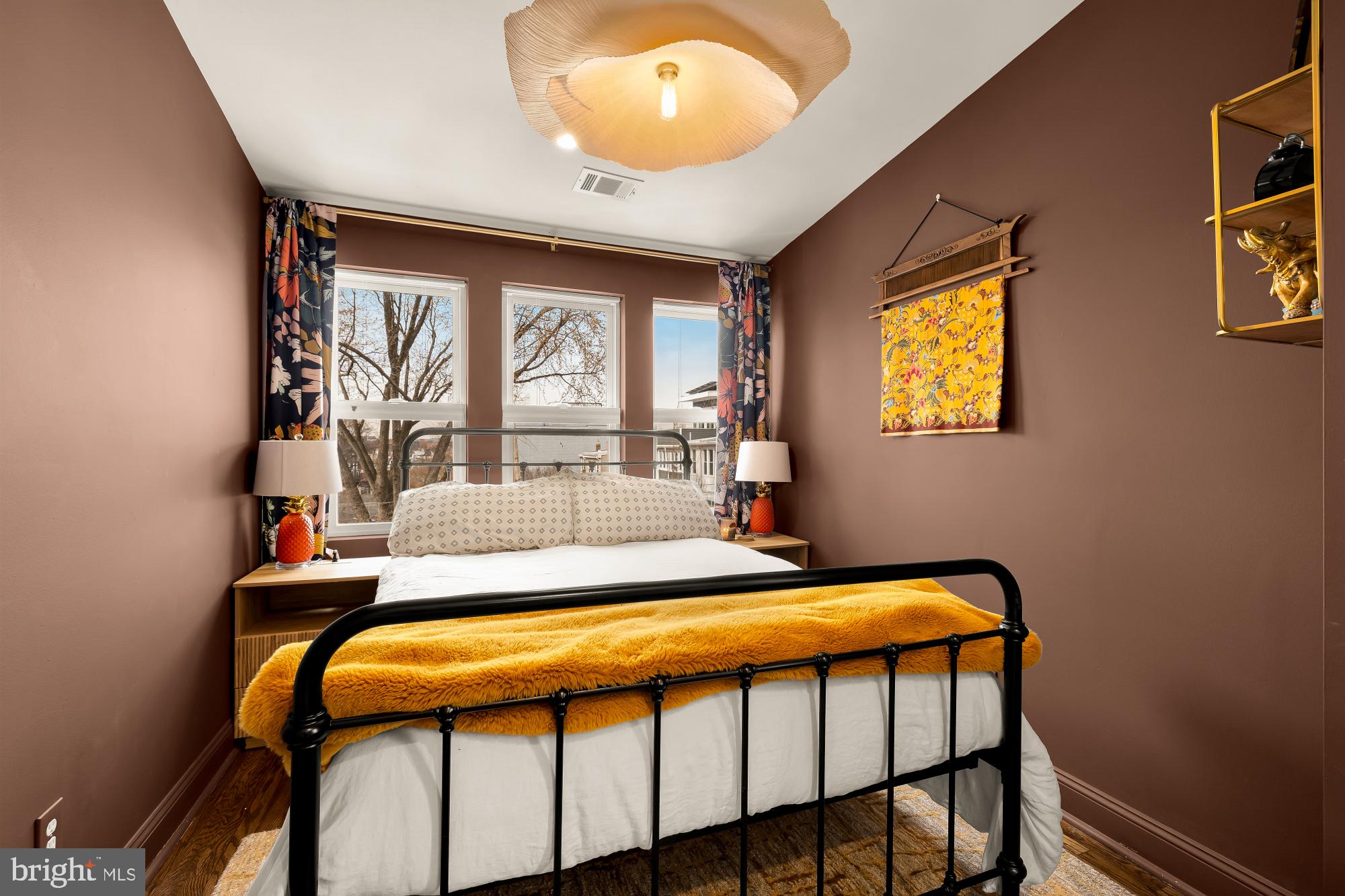 2124 NORTH CAPITOL NW