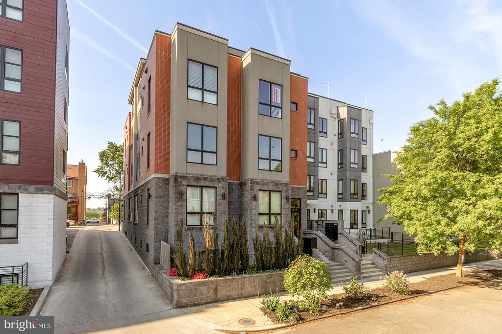 1337 K STREET SE #PENTHOUSE 3