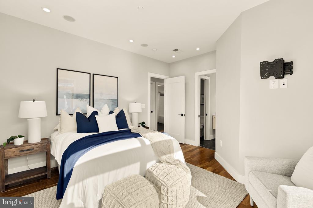 1337 K STREET SE #PENTHOUSE 3