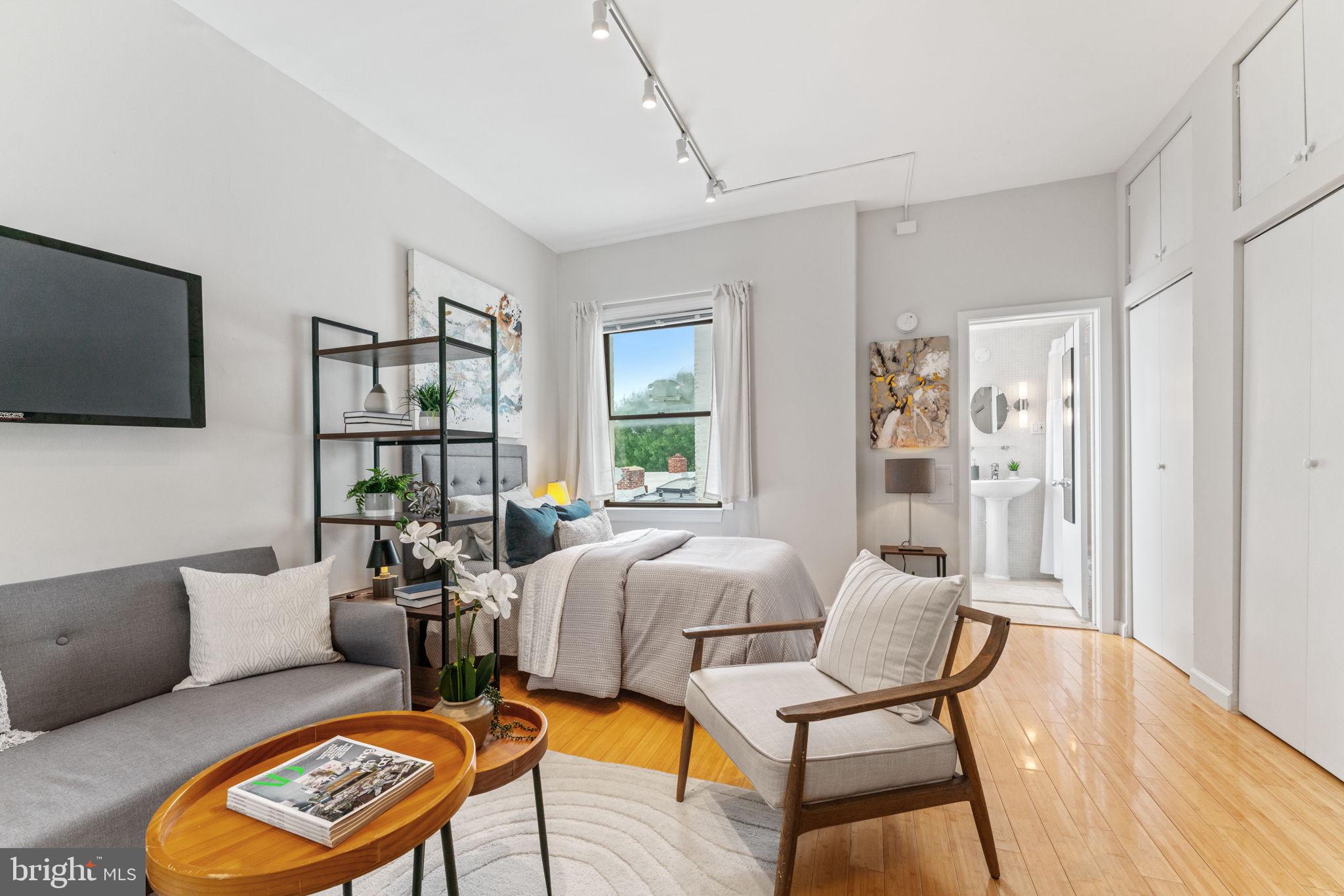 1822 15TH STREET NW 305