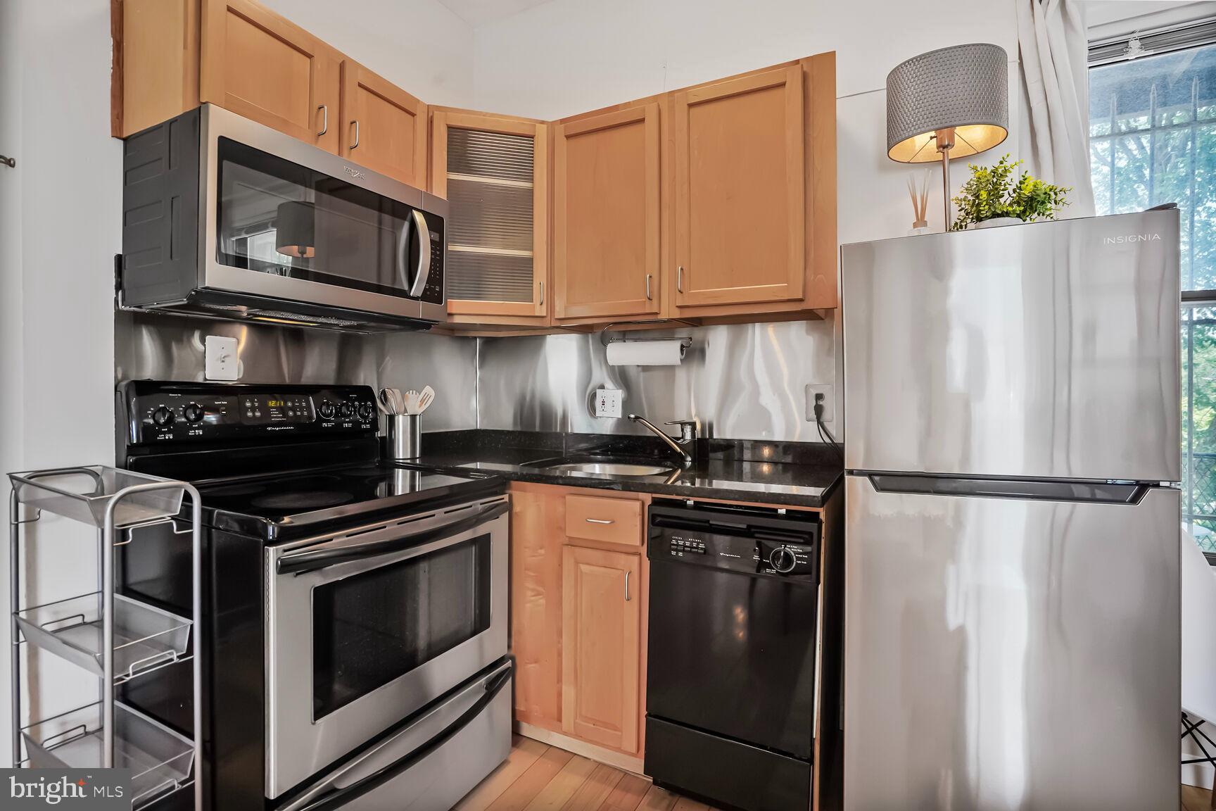 1822 15TH STREET NW 305