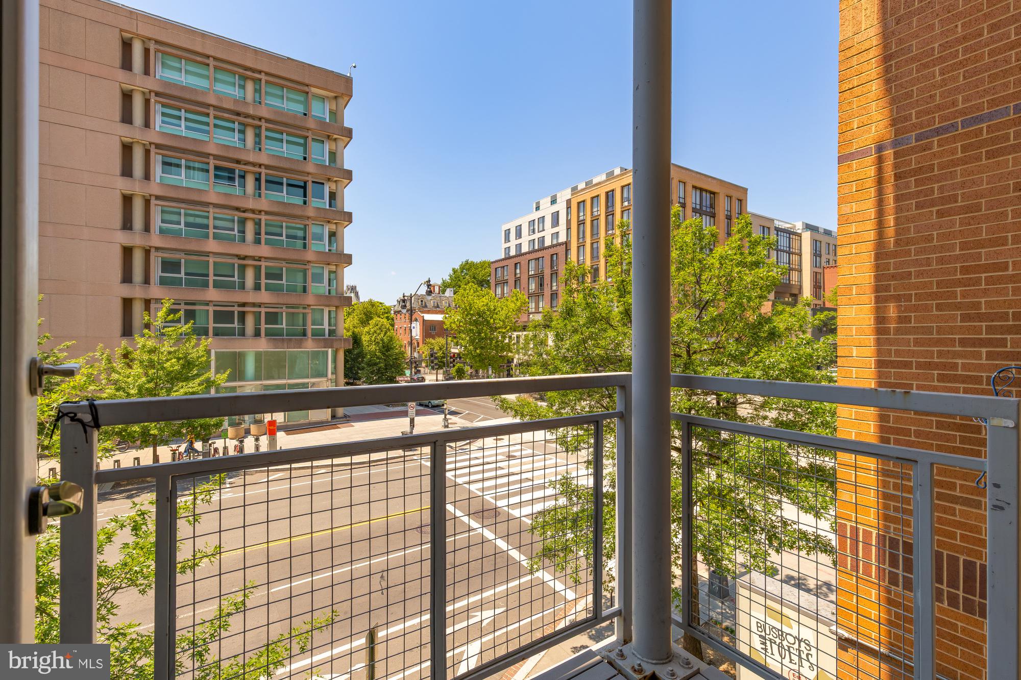 1390 V STREET NW 203