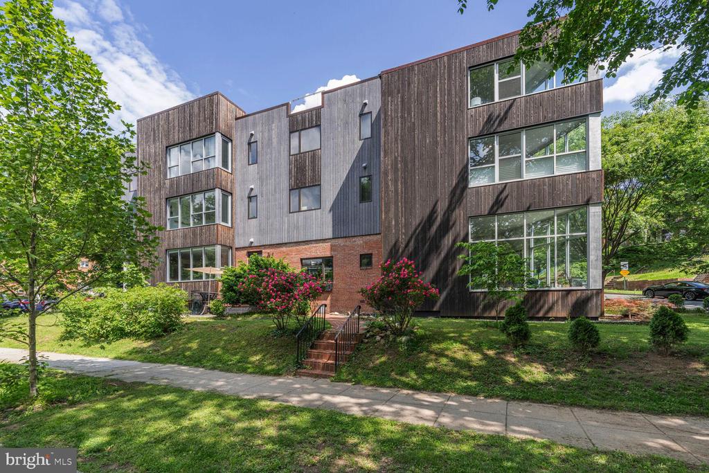 4101 ARKANSAS AVENUE NW B