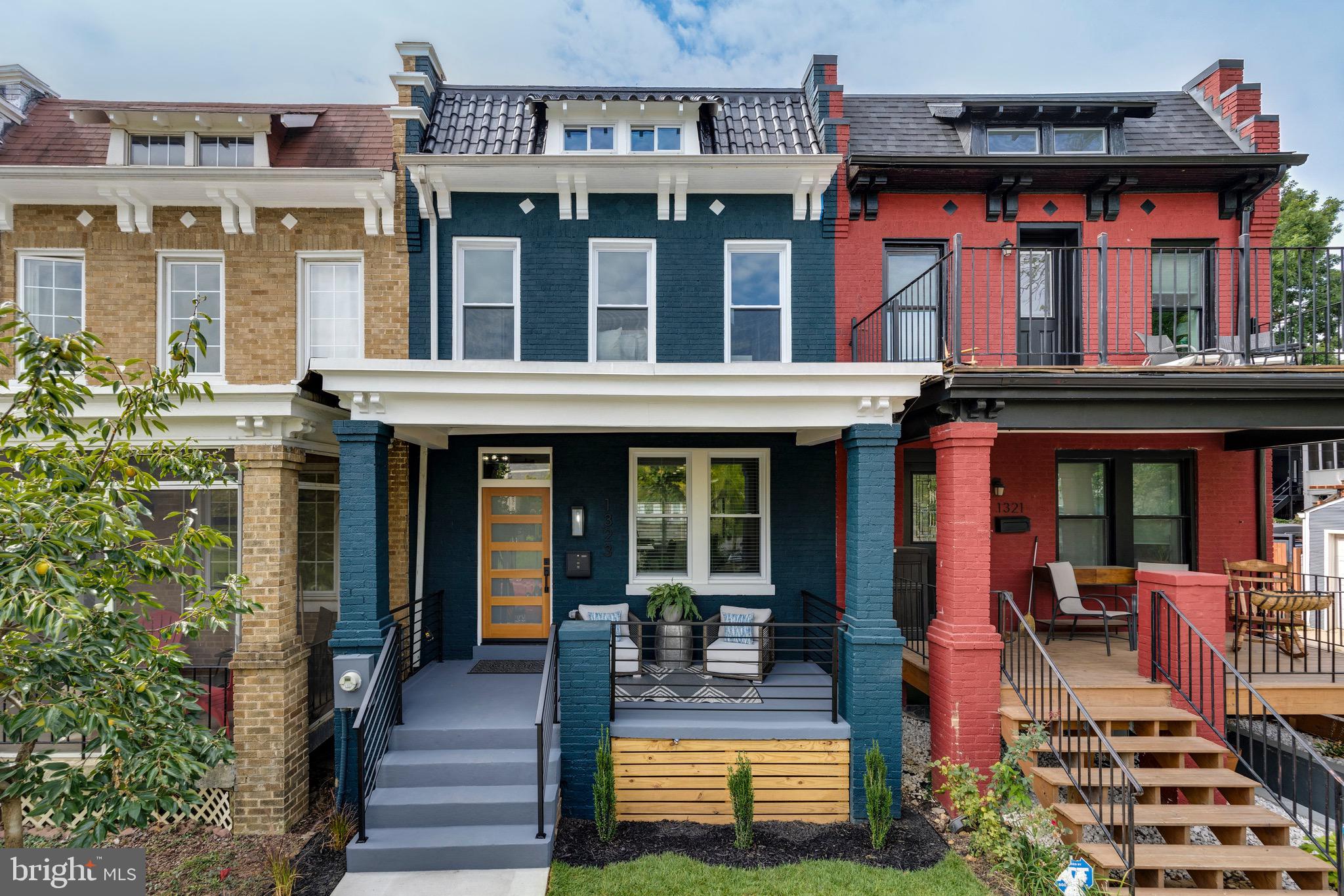 1323 CHILDRESS STREET NE