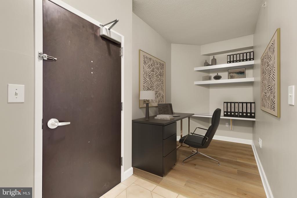 1111 25TH STREET NW 723