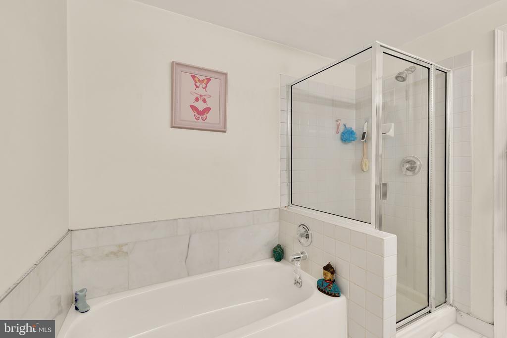 2301 N STREET NW 606