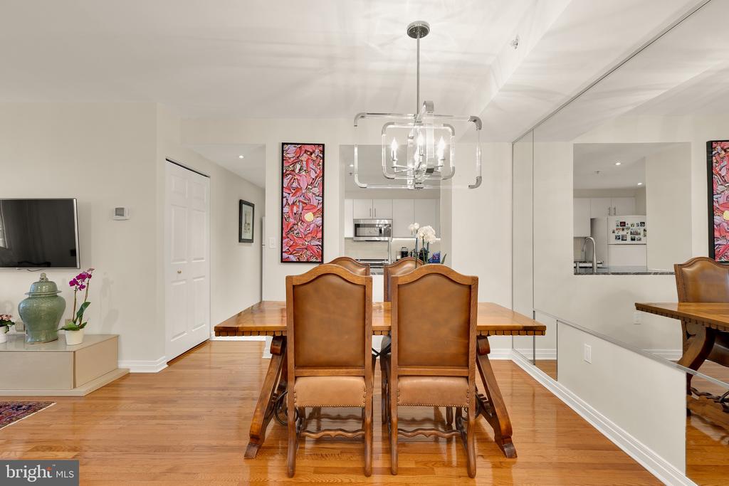 2301 N STREET NW 606