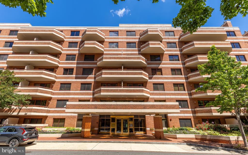 2301 N STREET NW 606