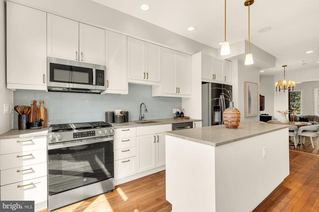 34 RANDOLPH PLACE NW
