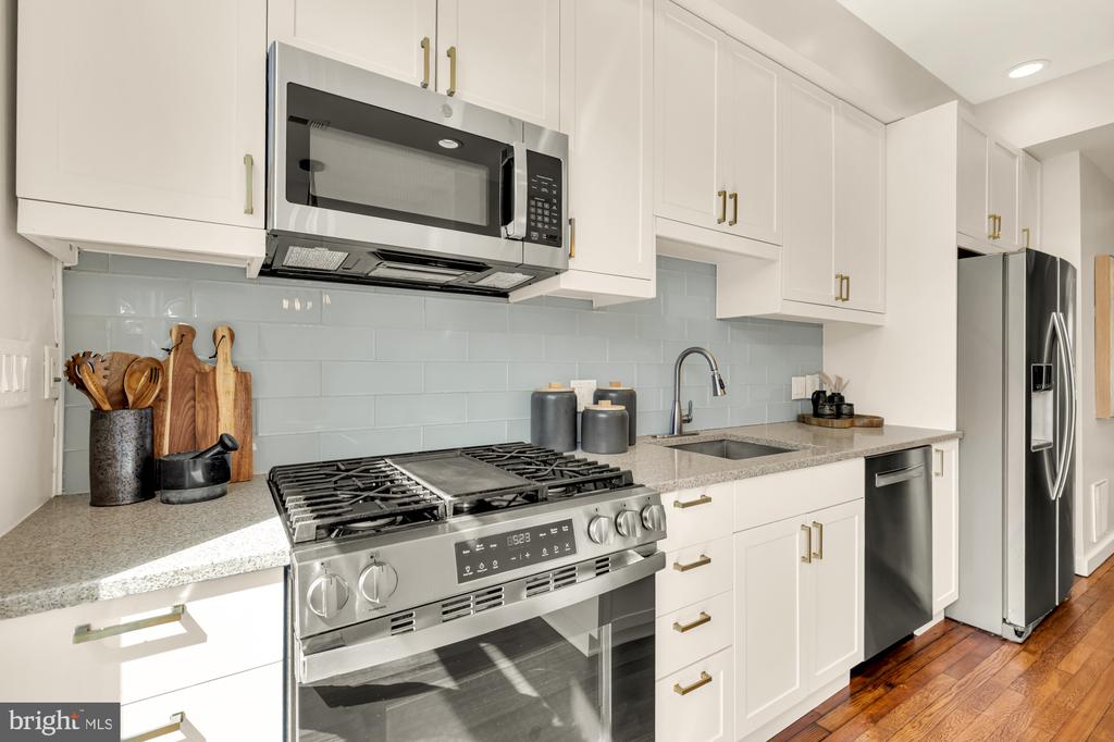 34 RANDOLPH PLACE NW