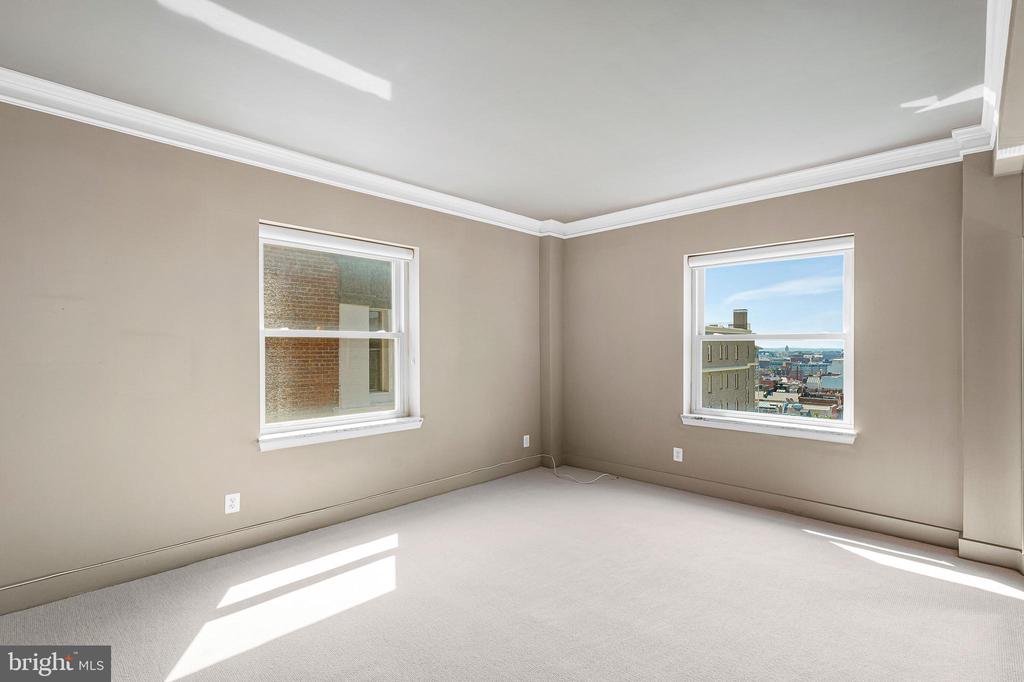 2127 CALIFORNIA STREET NW Unit: 704