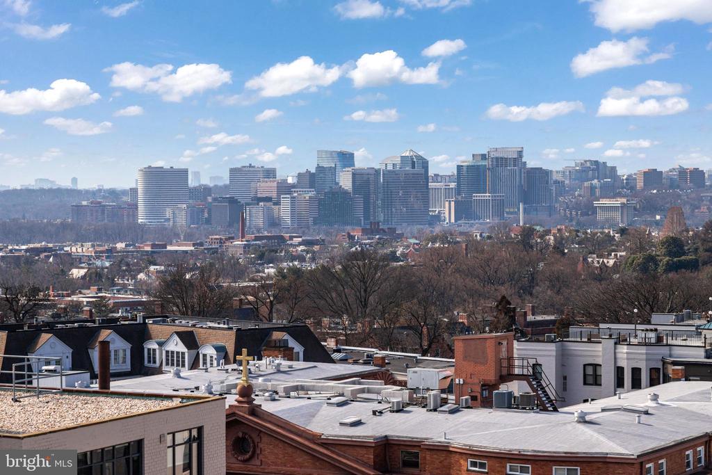 2127 CALIFORNIA STREET NW Unit: 704
