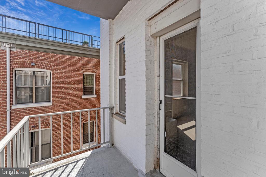 2127 CALIFORNIA STREET NW Unit: 704