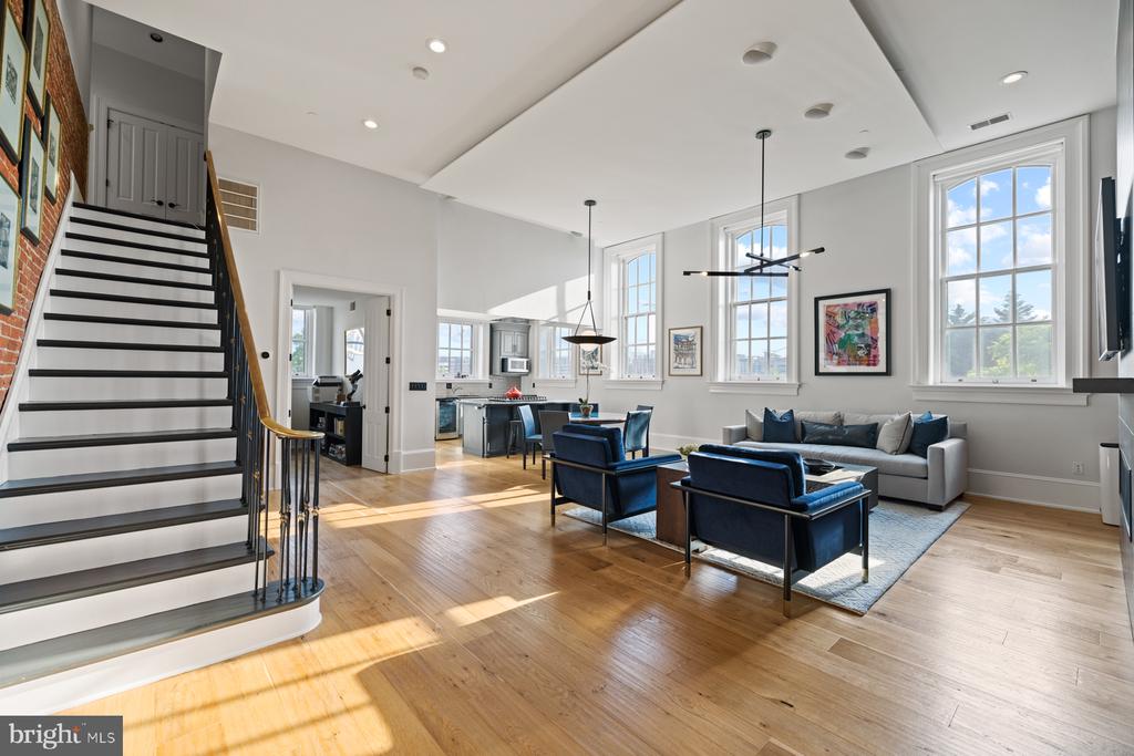 725 5TH STREET SE 23