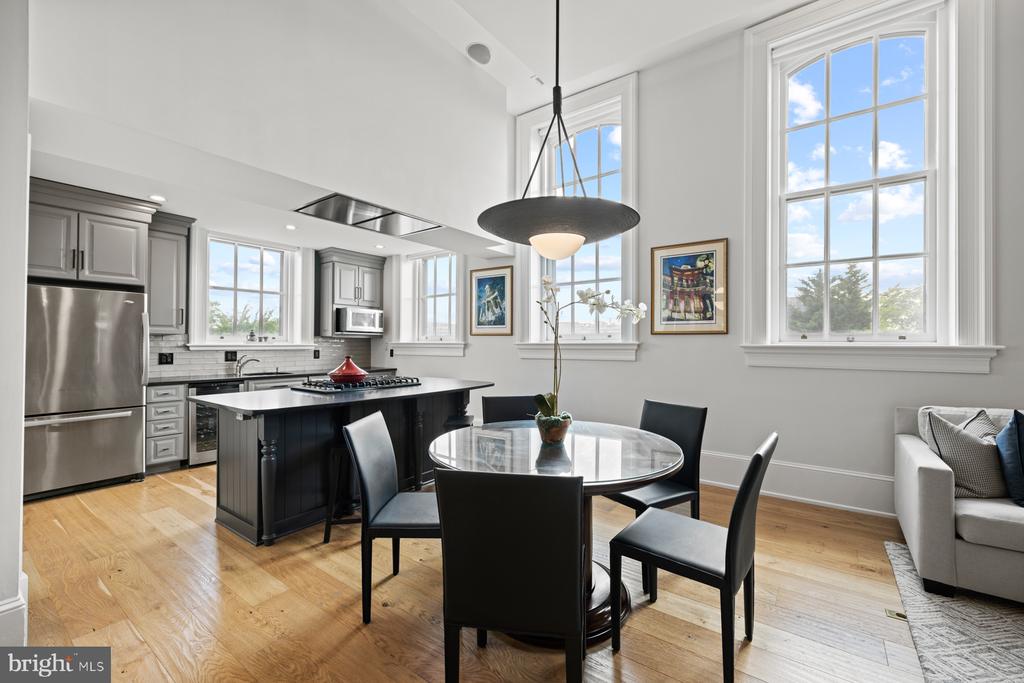725 5TH STREET SE 23