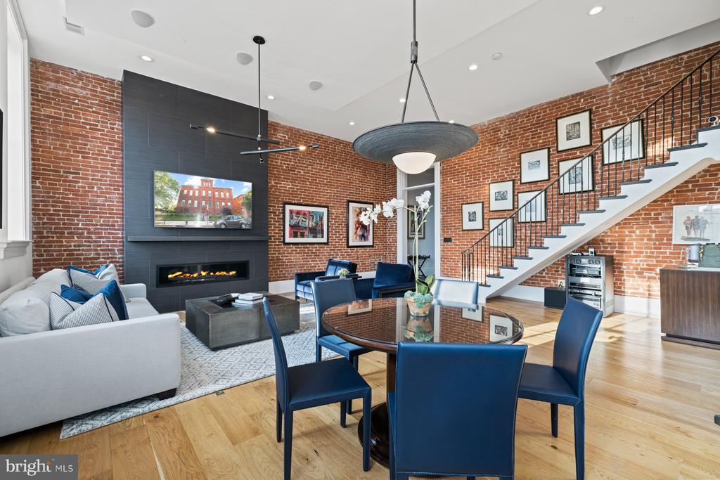 725 5TH STREET SE 23